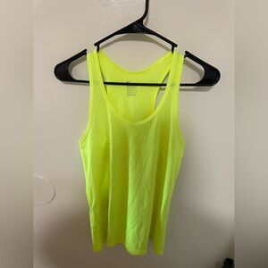 ✨Nike DriFit RazorBack Tank Size Small